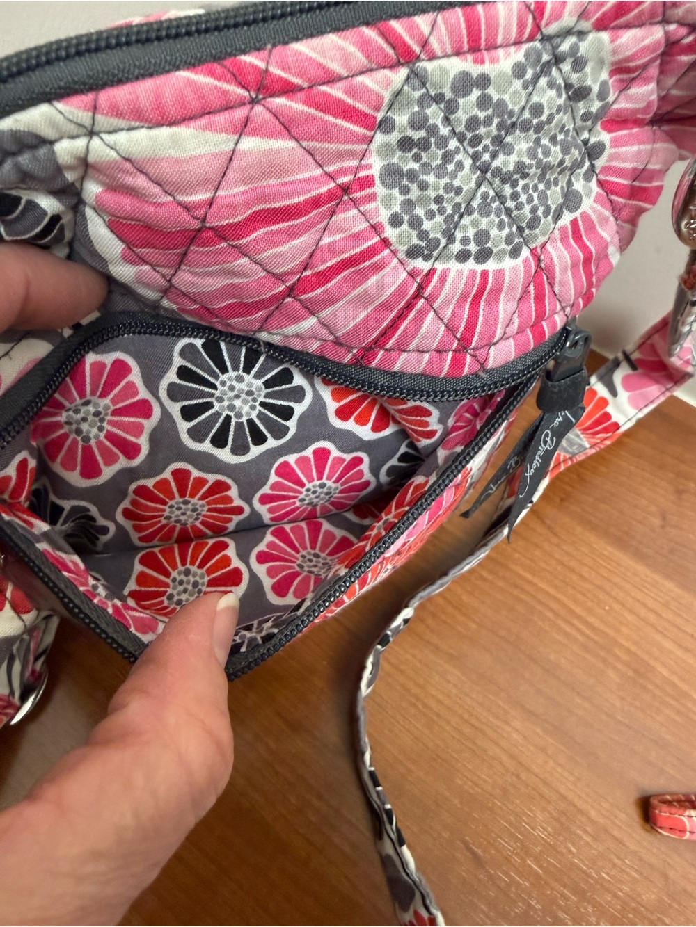 Vera Bradley Cherry Blossoms Crossbody Purse Pink Gray Retire /Wristlet Bundle - Picture 5 of 8
